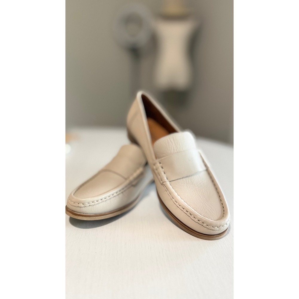 Miz Mooz Issy Leather Loafers Cream Off White Flats Size 39 EU 8.5 US